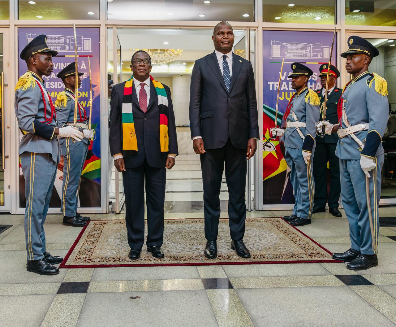 Moçambique e Zimbabwe reafirmam compromisso de aprofundar cooperação bilateral e acelerar projectos estruturantes